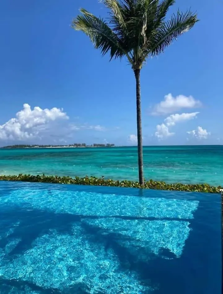 Two Bedroom Cable Beach Condo With Patio Nassau 0*,