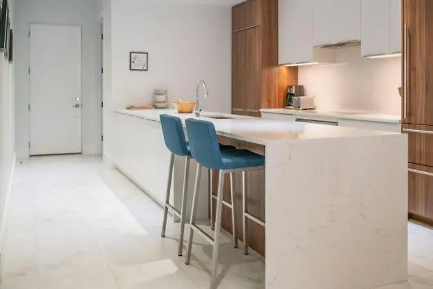 Two Bedroom Cable Beach Condo With Patio Nassau 0*,