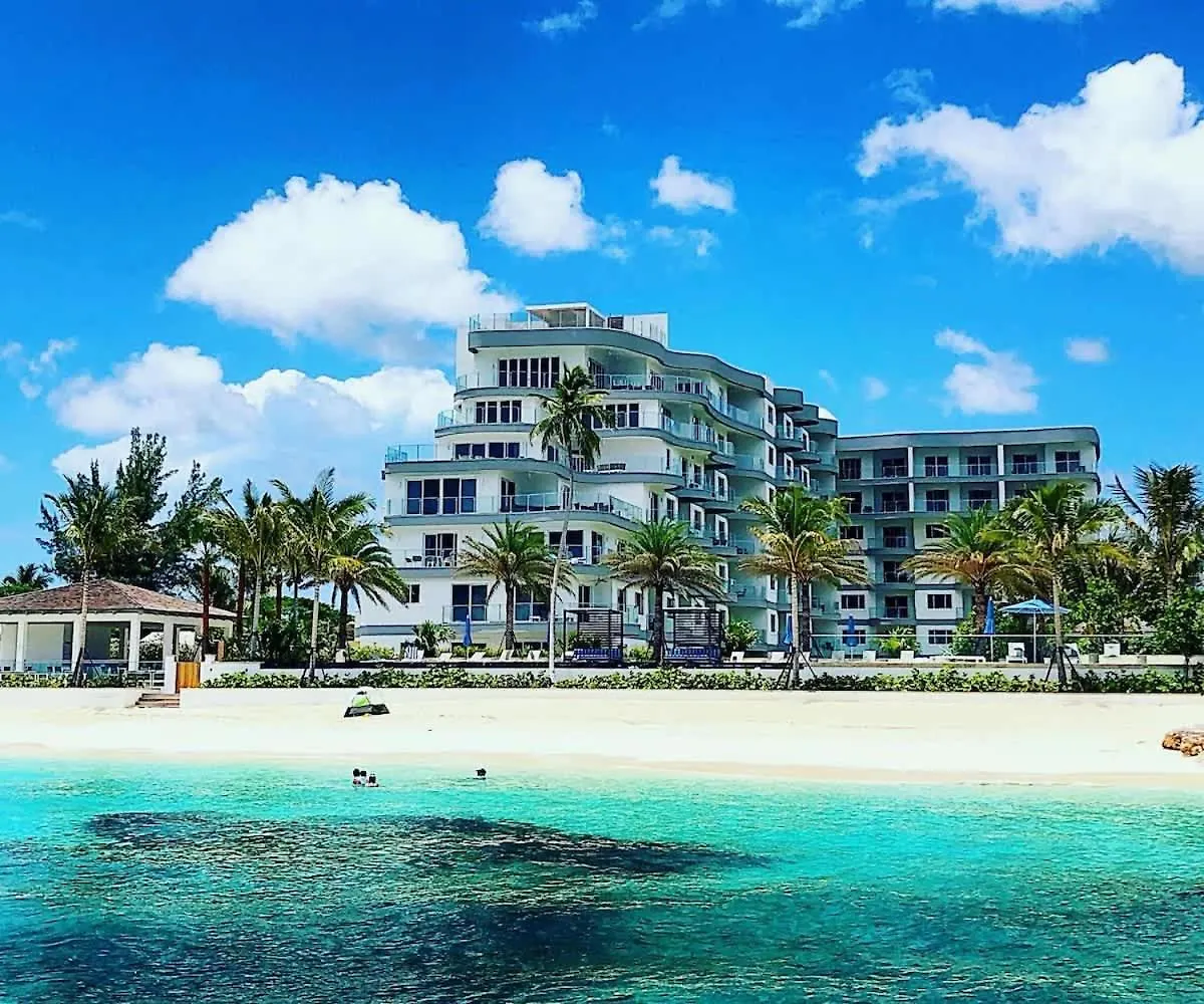 Two Bedroom Cable Beach Condo With Patio Nassau Holiday home